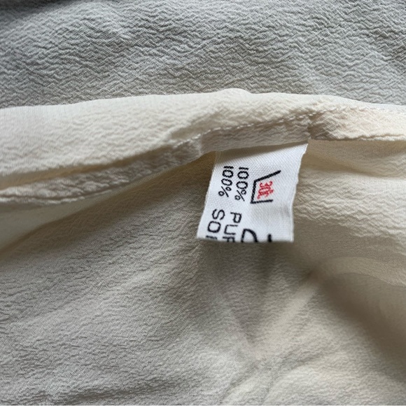 Cottage Core Victorian Shirt - Picture 10 of 11